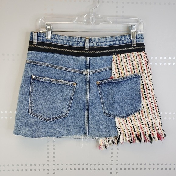 Zara Trafaluc Denimwear Mini Skirt with Zipper and Woven Detailing SZ M - Picture 4 of 5